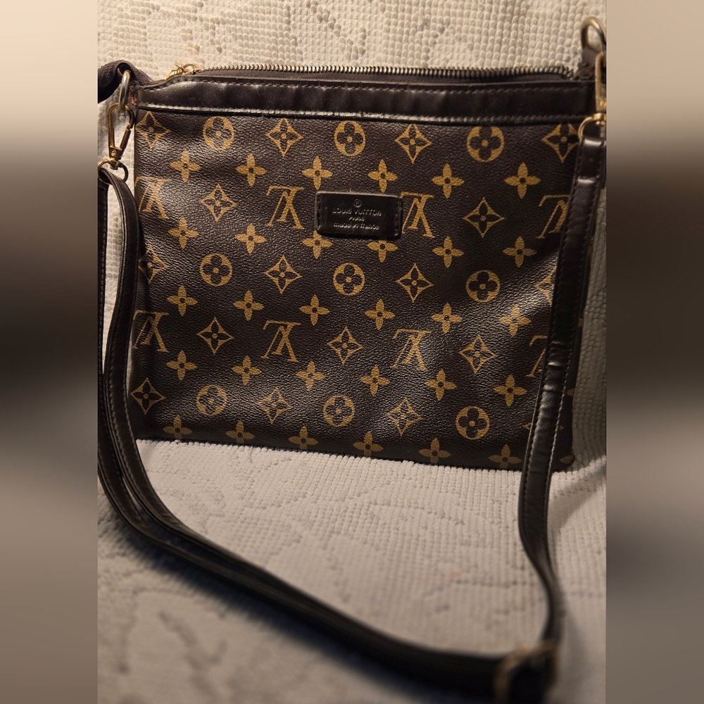 Louis Vuitton Classic Monogram Crossbody Bag
